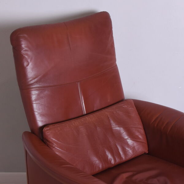 Fauteuil avec repose-pieds Erpo International années 1980