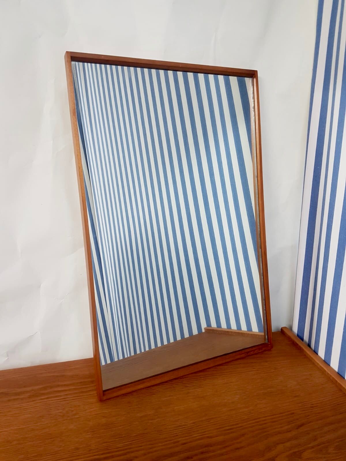 Miroir Alfred Cox danois retro 47,5x73,5cm