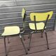 Paire de chaises en formica jaunes