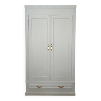 Nineteenth-century Parisian wardrobe