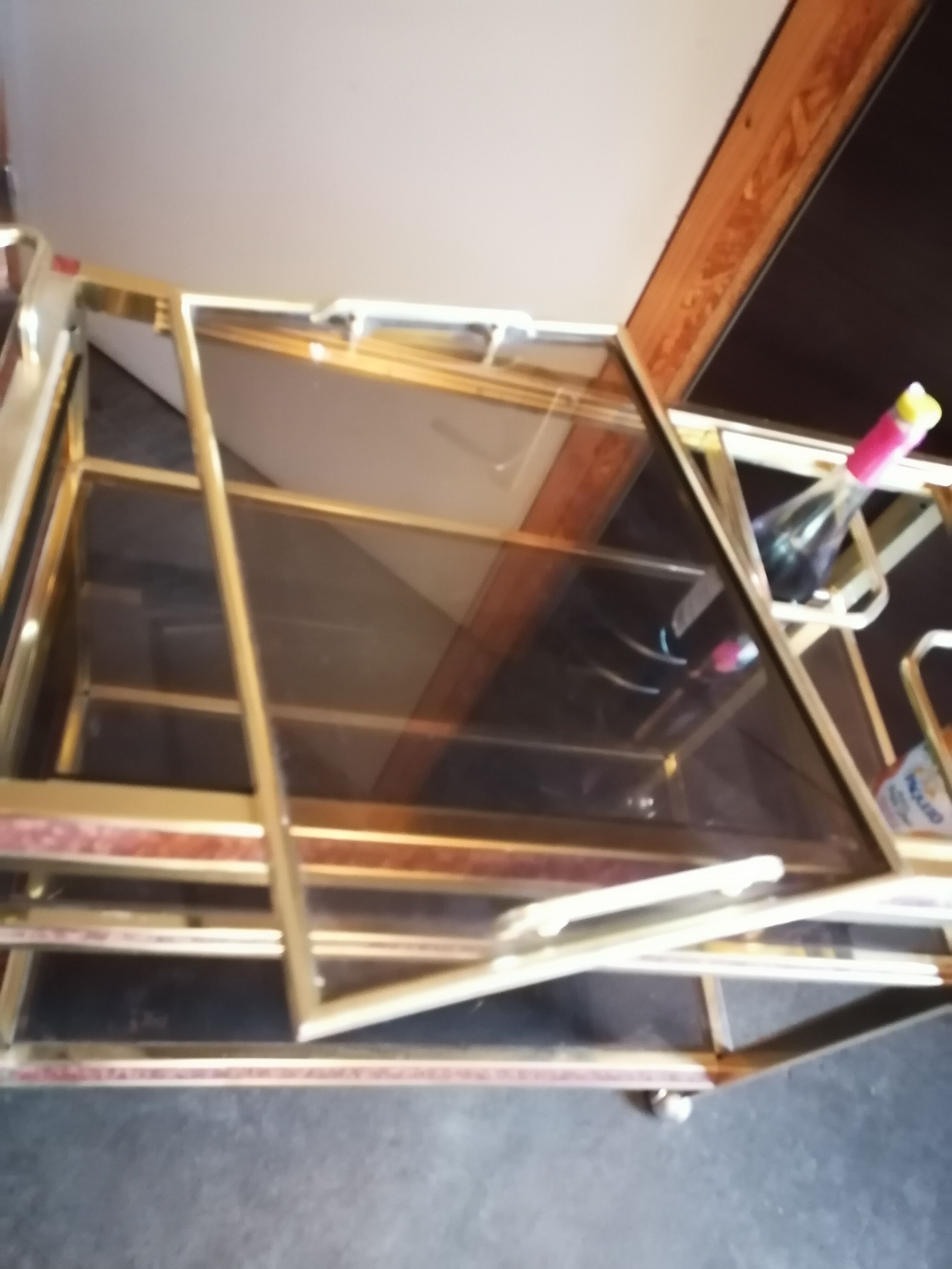 Desserte laiton verre fumé bar roulettes Selency