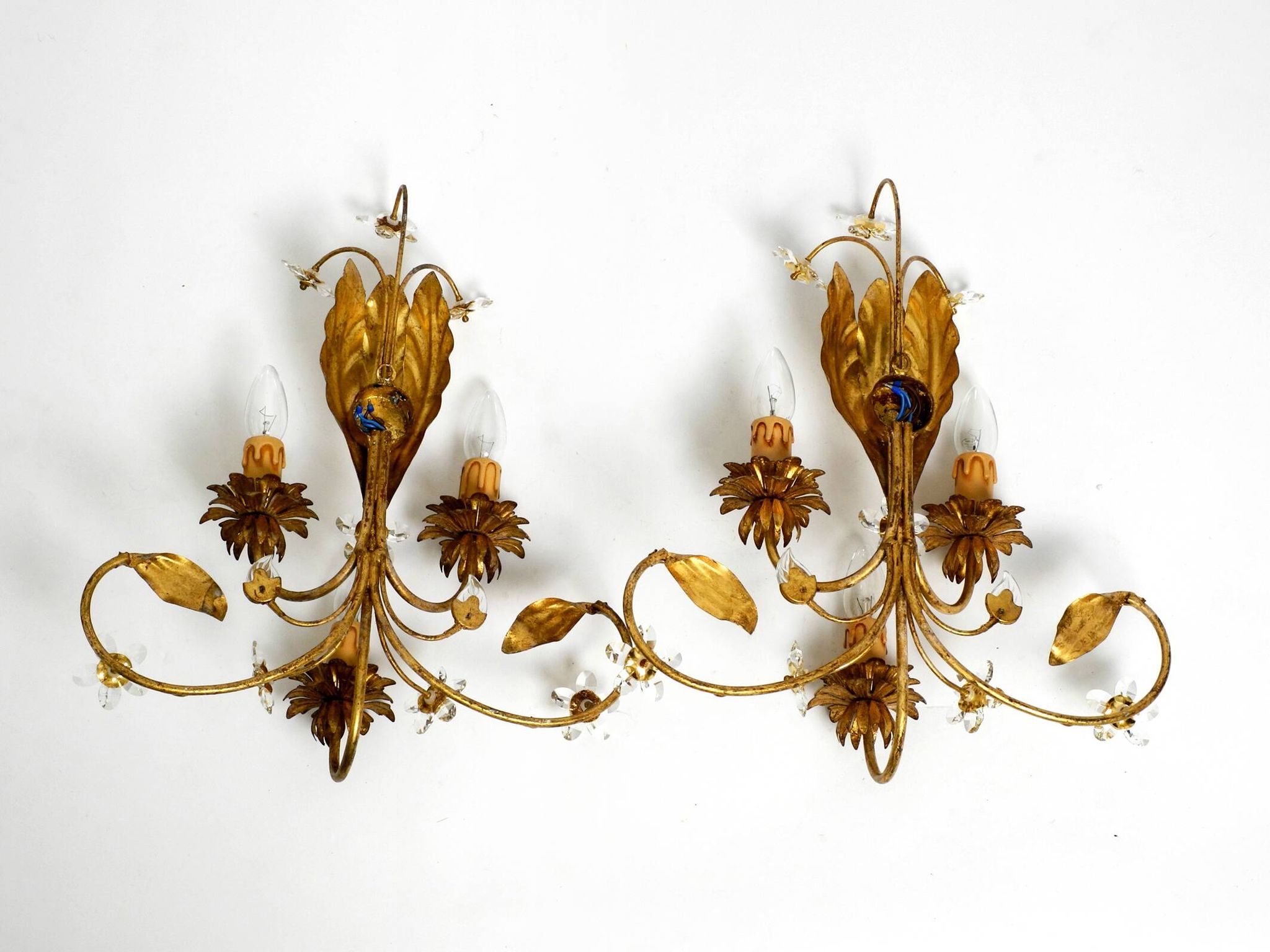 Pair of gold plated Italian 1980's floral Regency Murano glass sconces