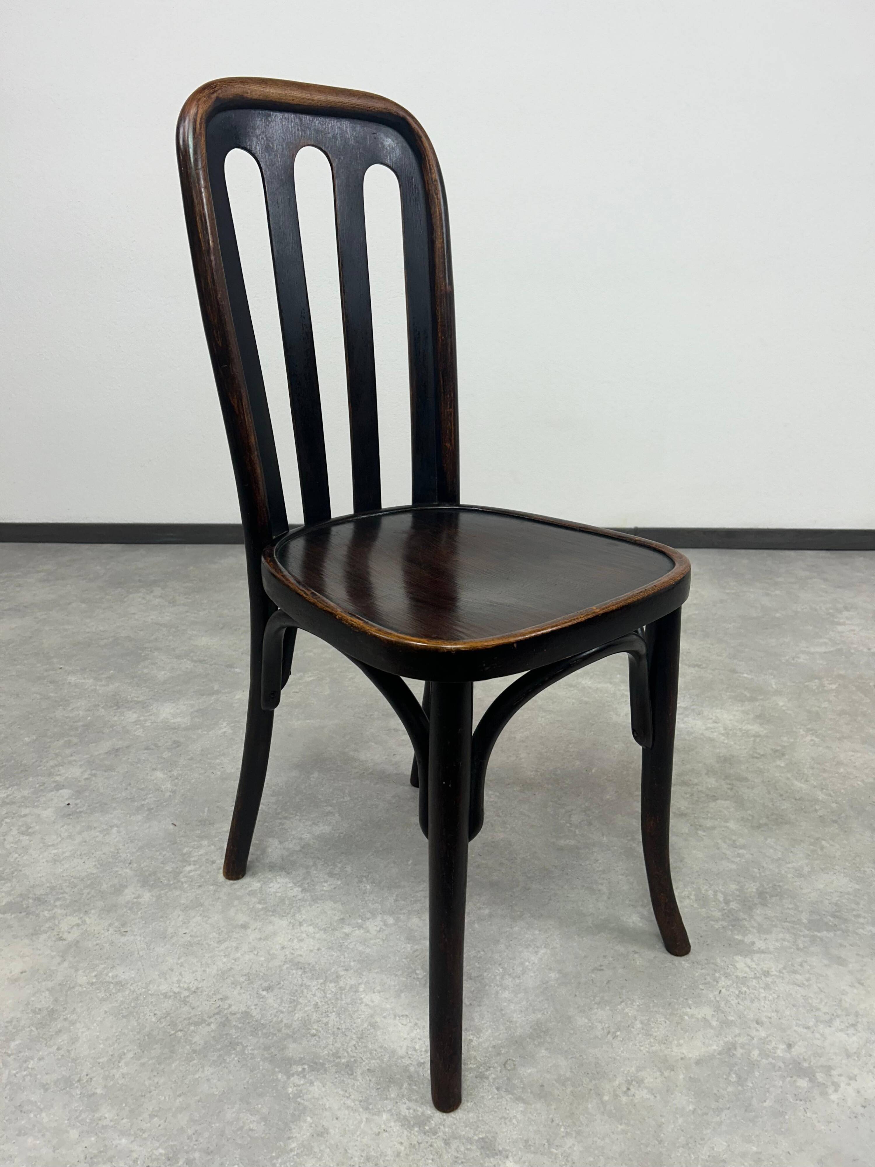 Dining chairs Secession No. 413 by Josef Hoffmann for Thonet