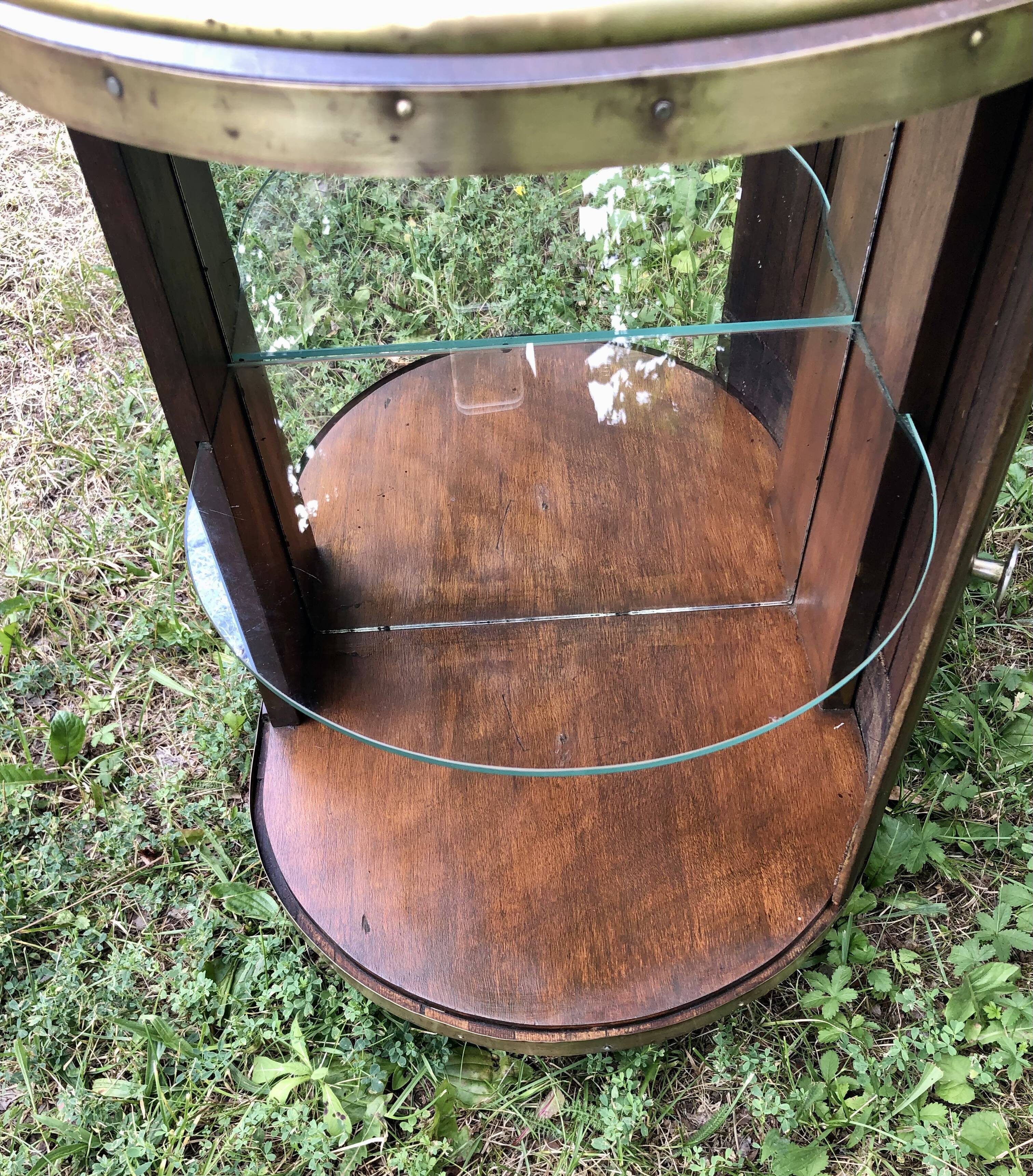 Bar furniture on wheels