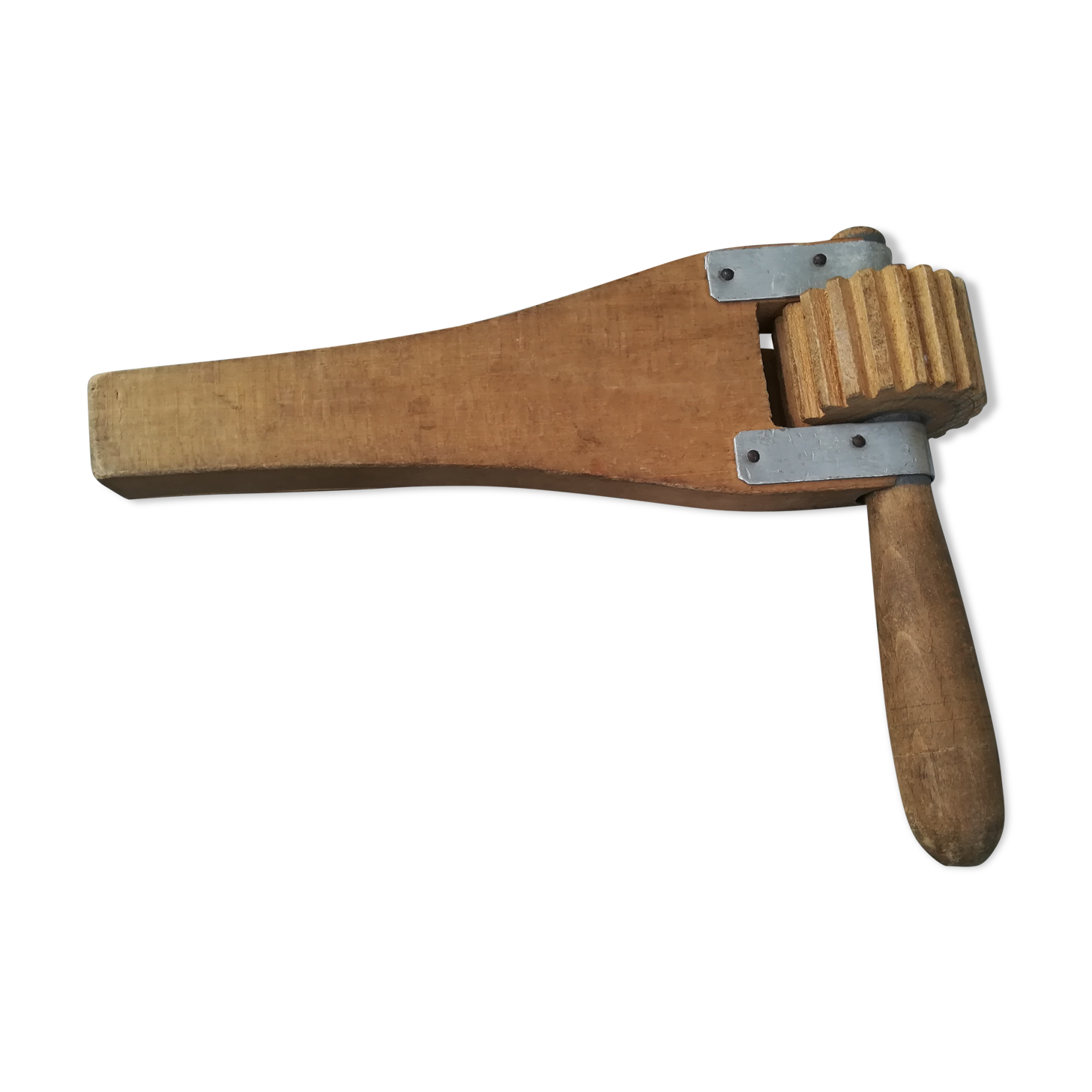 Wooden crecelle