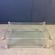 Table basse vintage en lucite et laiton, années 1970