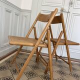 set of 2 vintage folding chairs