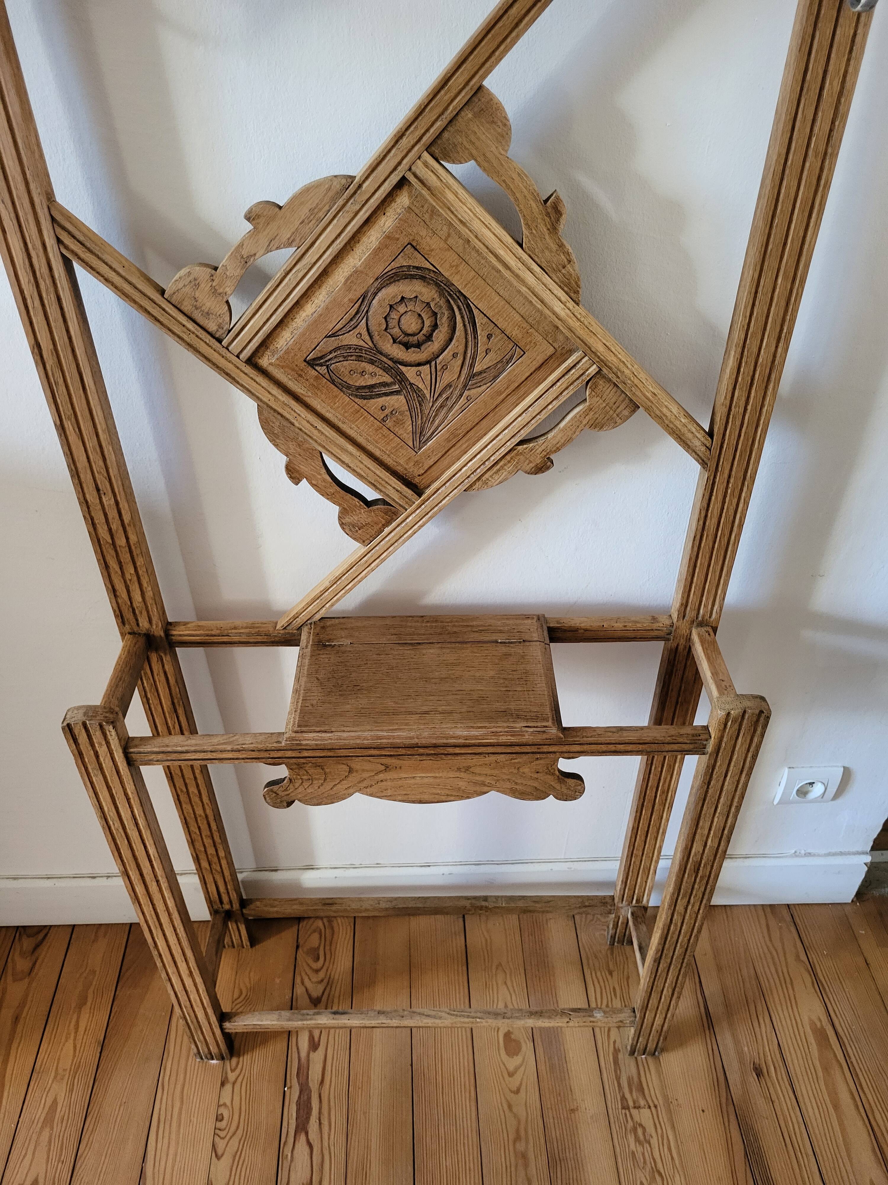 Art deco cloakroom/coat rack