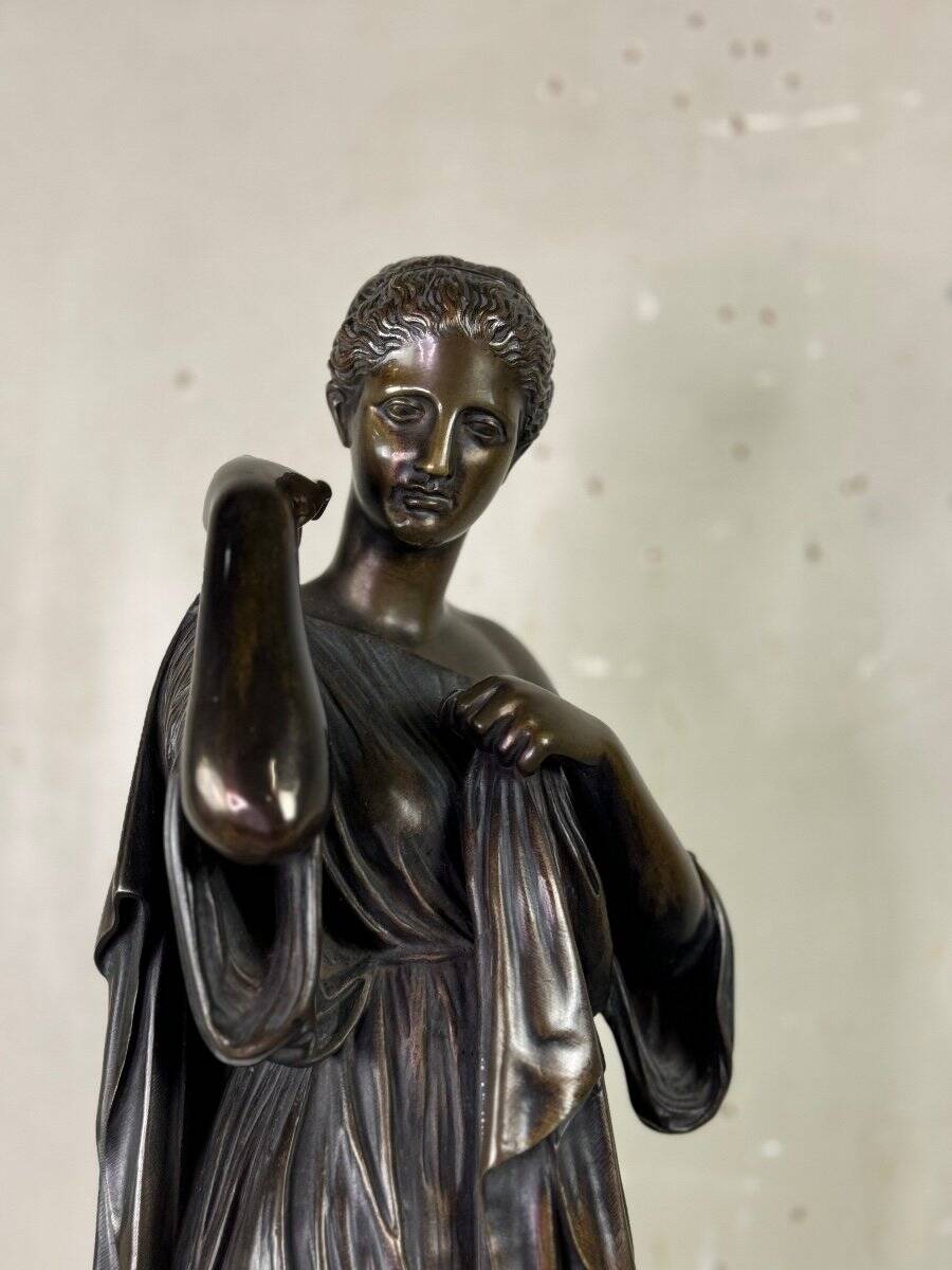 Diane de Gabies, bronze after the antique, brown patina, 19th century