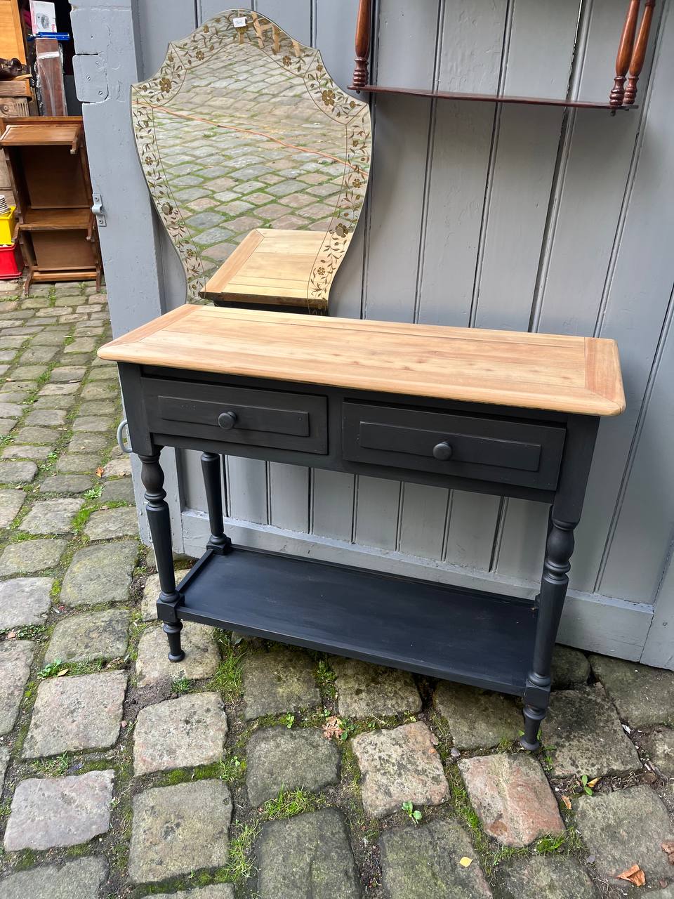 Wooden entrance console