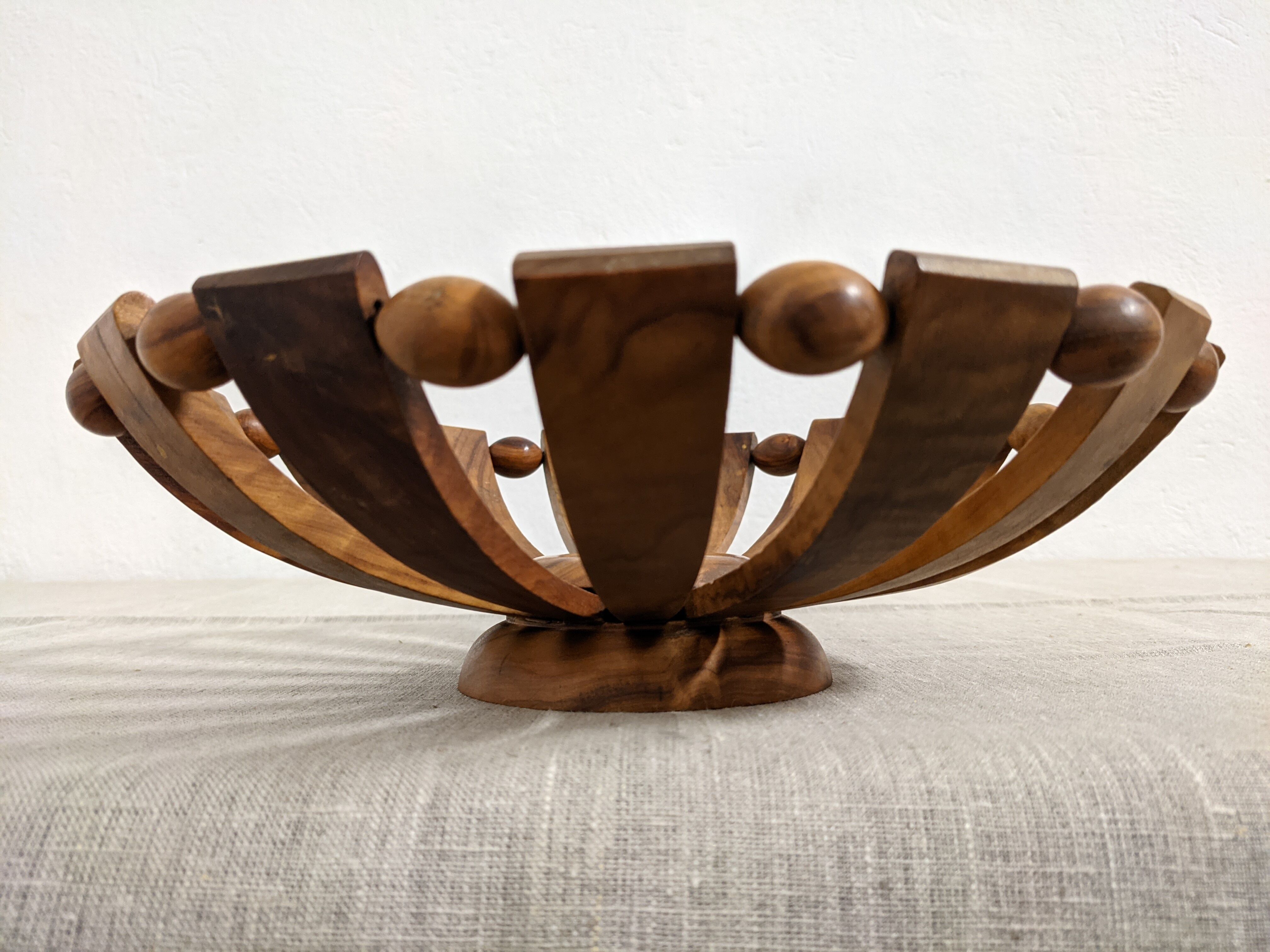 Olive wood fruit cup 60/70