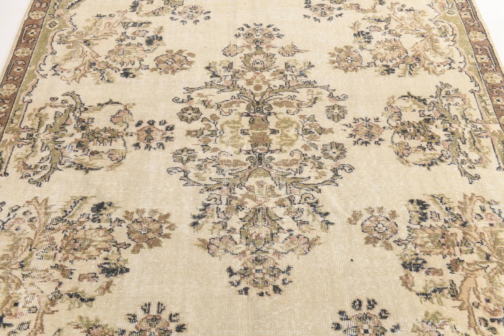 7x9 Cream & Green Floral Pattern Vintage Area Rug, 202x278Cm