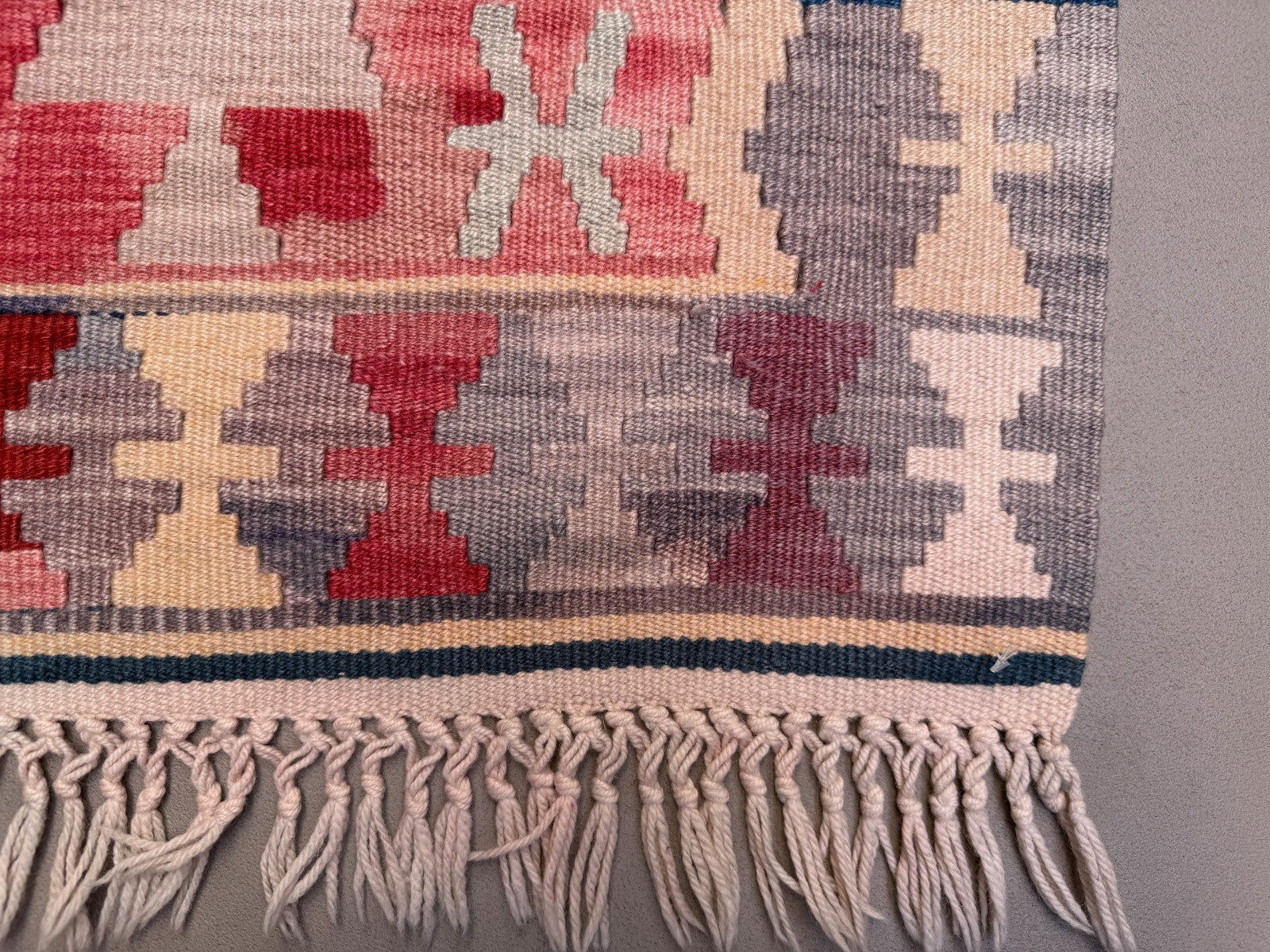 Vintage Turkish mini kilim 62x97 cm wool small kelim runner, shabby chic 2565