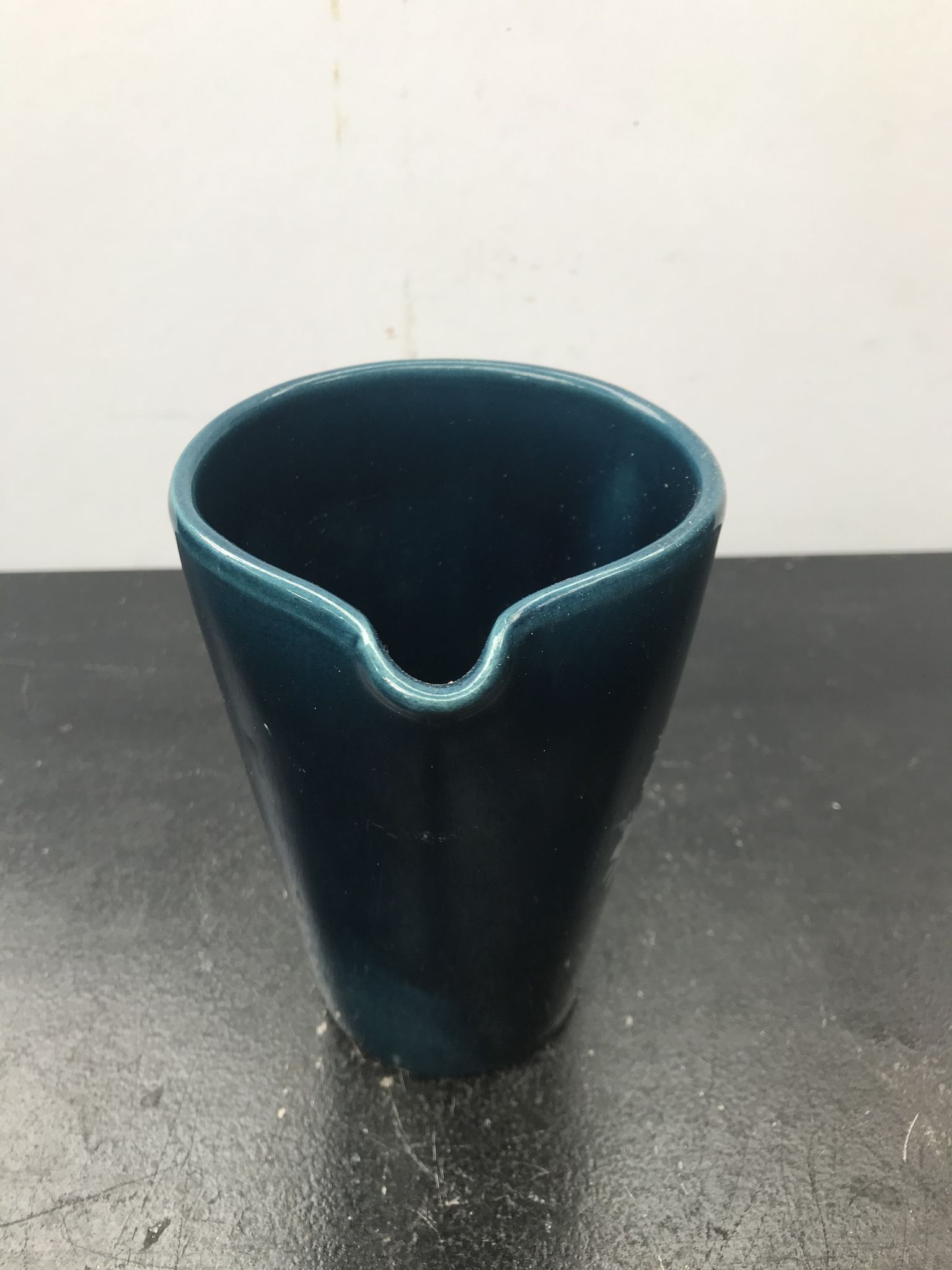 Ancien pichet Vallauris céramique bleu