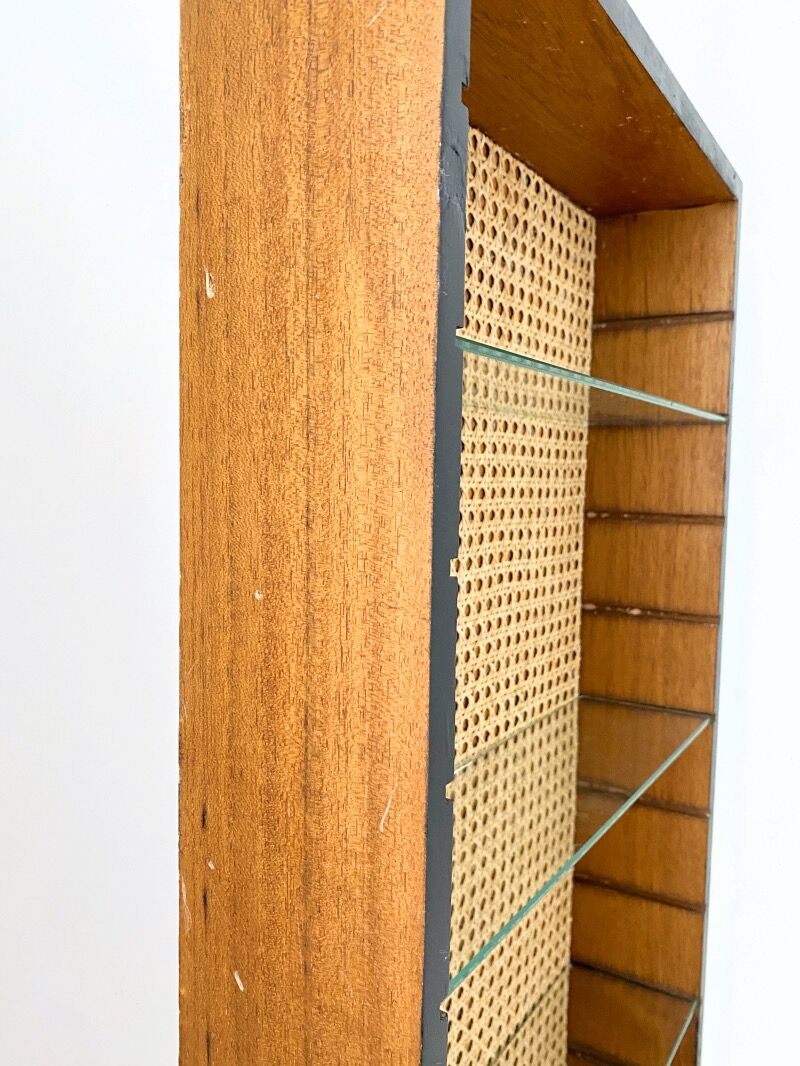 Wooden wall shelf and canning