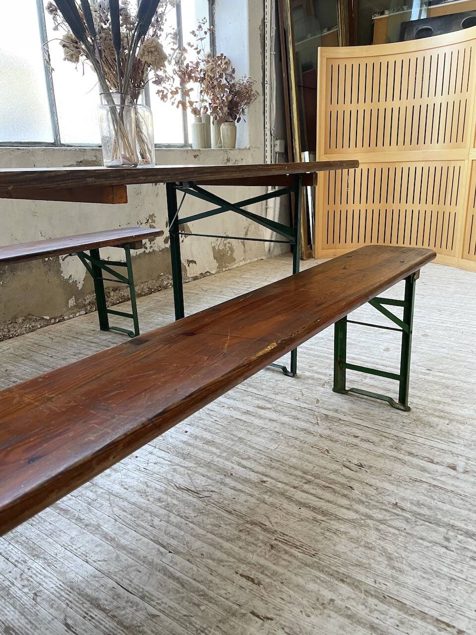 Guinguette table and its 2 benches
