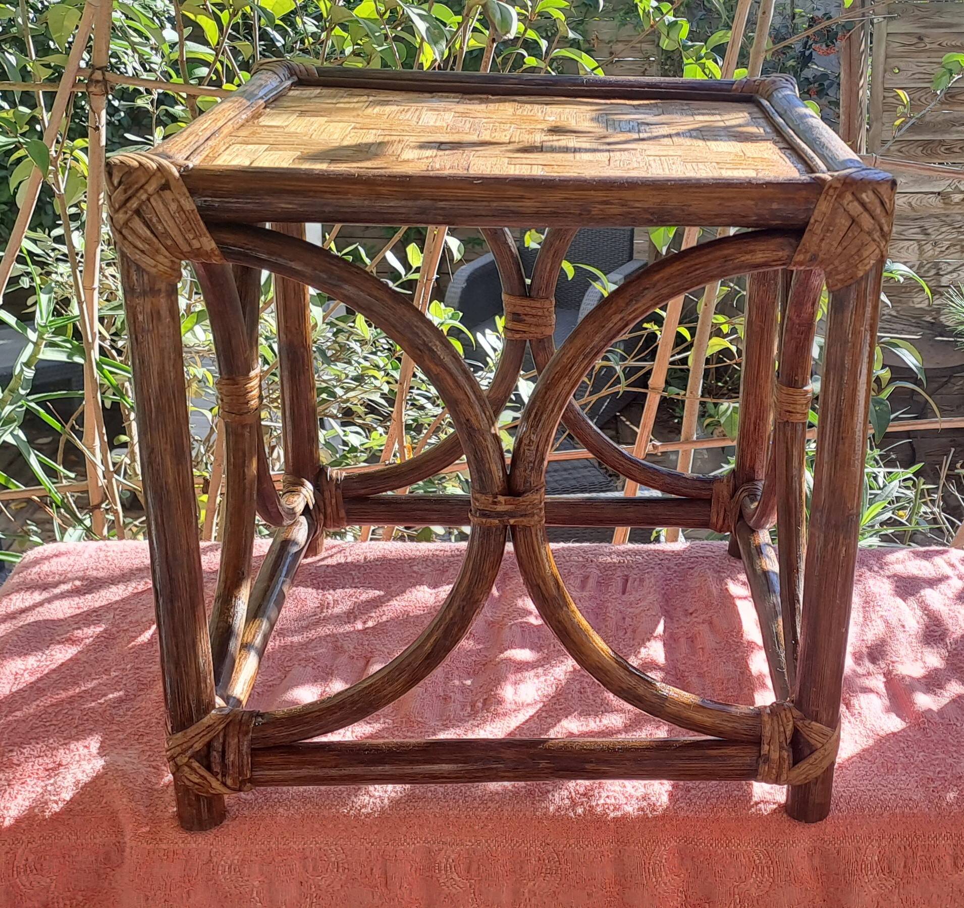 Glazed honey-colored bamboo coffee table Pier Import 1980