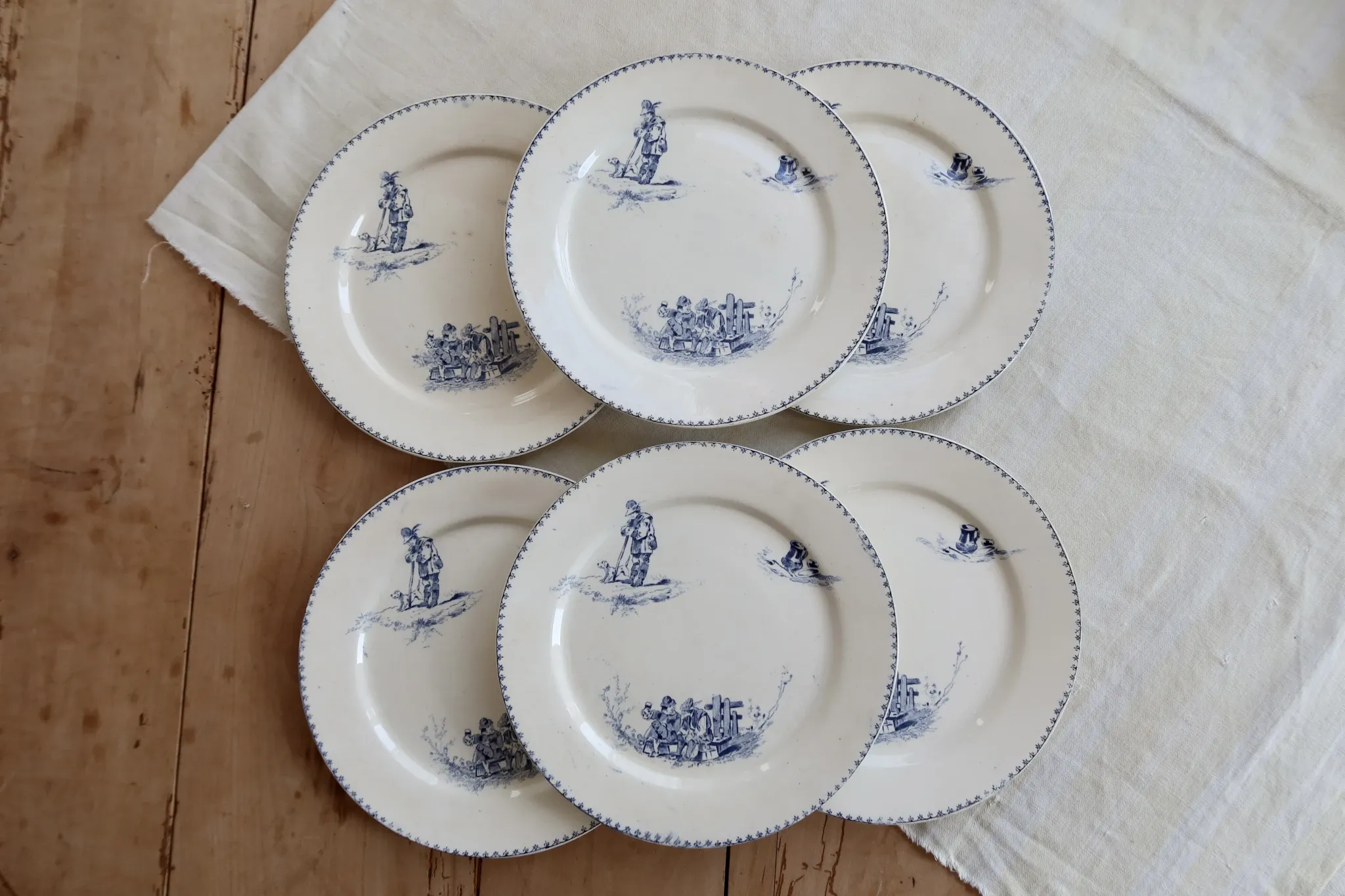 6 antique flat plates Creil and Montereau Téniers service