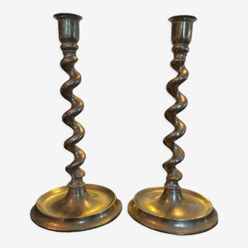 Paire de bougeoirs flambeaux en bronze 1900