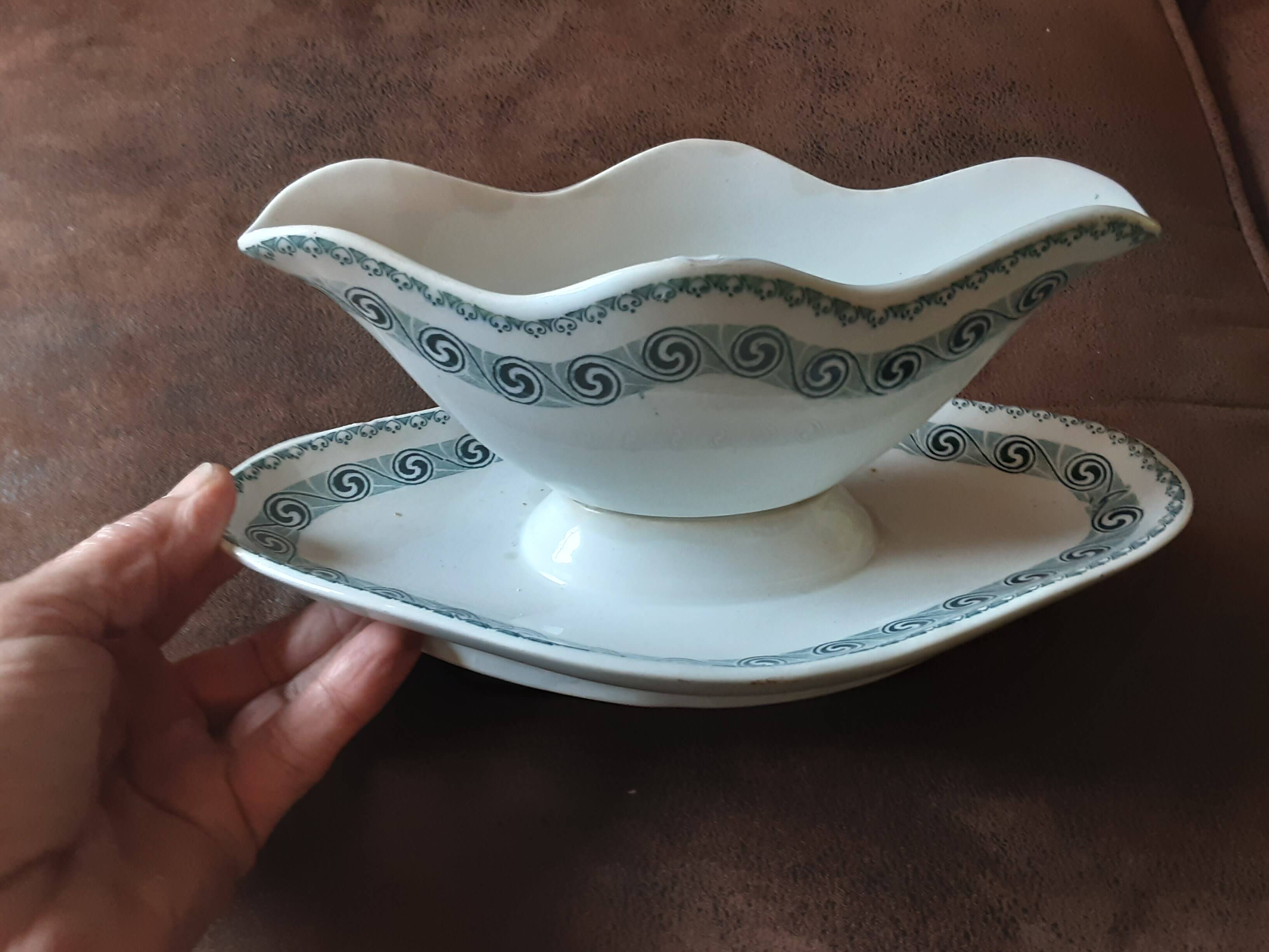 Former Moulin des loups and Hamage Nord gravy boat.