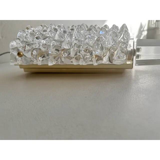 Pair of clear Murano glass wall sconces in the Barovier Art Deco style. Rostrato