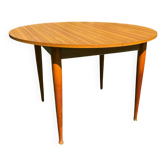 Vintage extendable round table