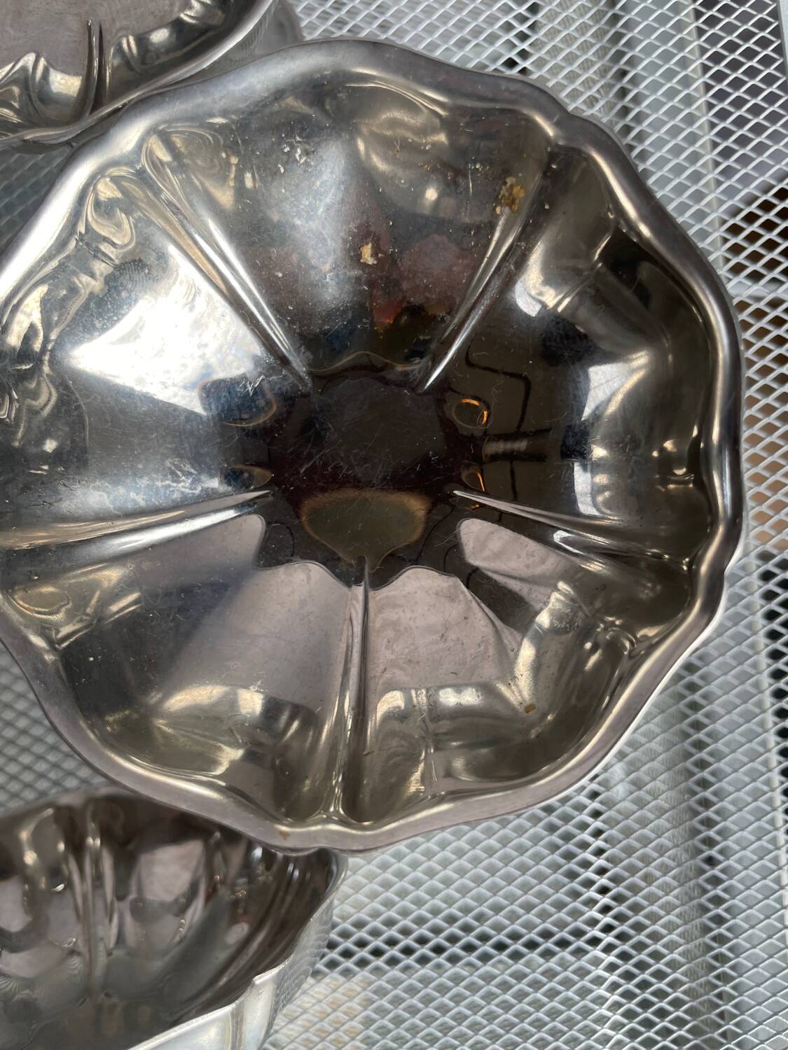 6 vintage stainless steel ice cream cups