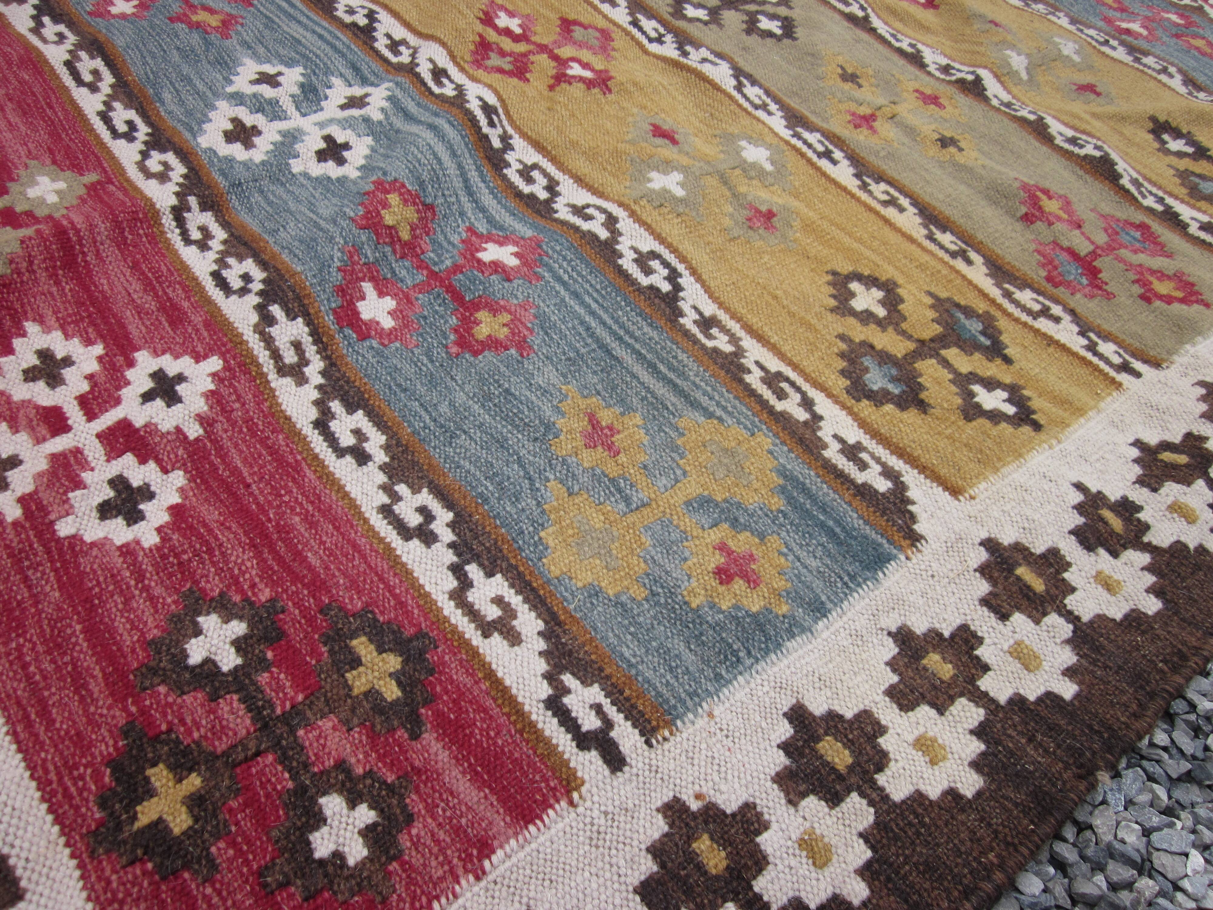 Vintage carpet 240x170cm