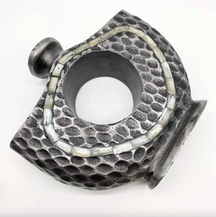 “Hammered Mother-of-Pearl” Vase / Cast Aluminum – 1980s