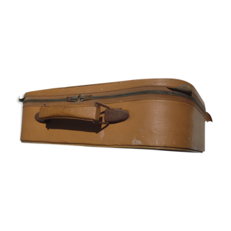 Old suitcase with zip