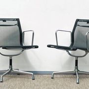 Pair of Ch. Eames Alu Group mesh chairs Vitra Vintage