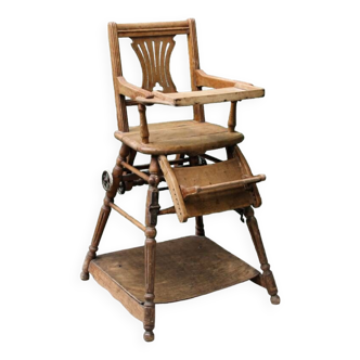 Chaise haute pour bébé, début XXème