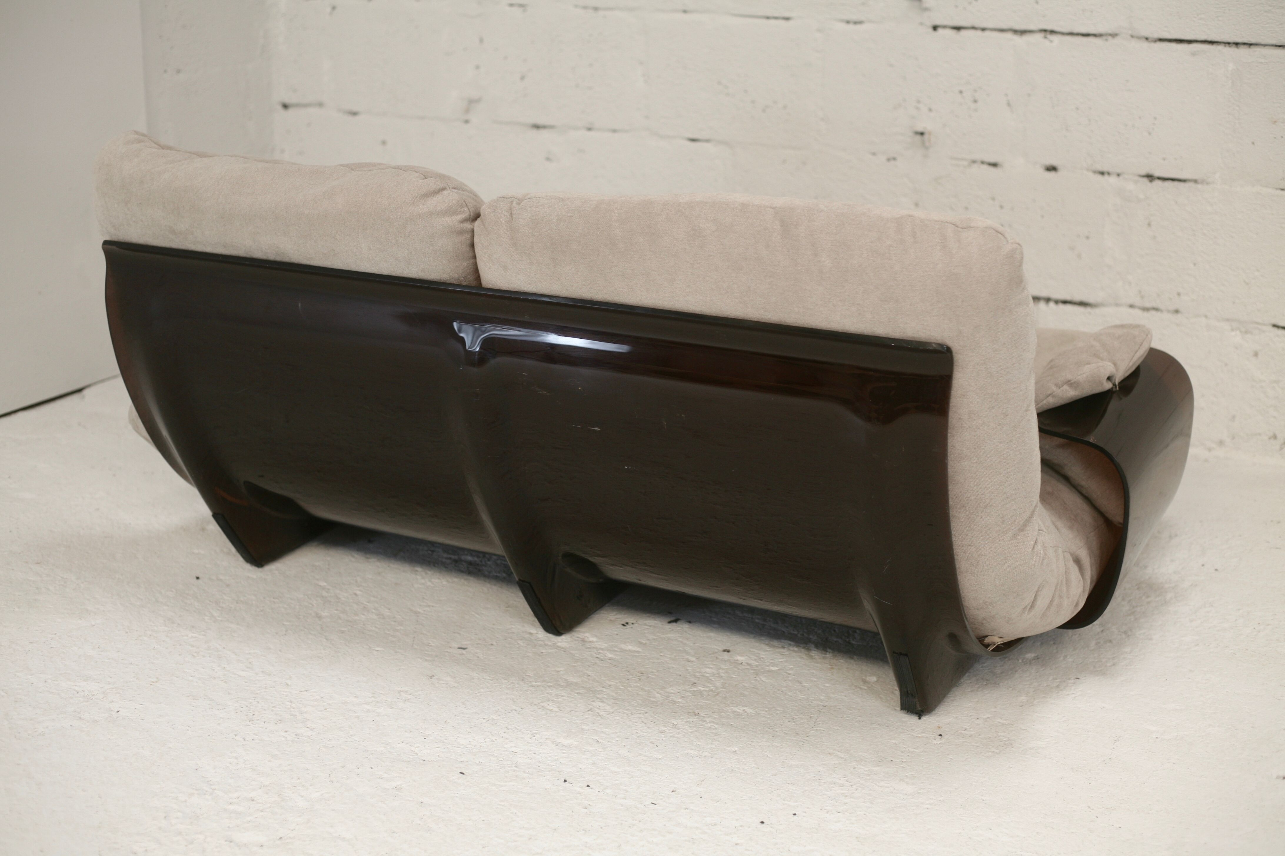 Model Marsala 2-seater sofa by Michel Ducaroy, Roset edition, France, circa 1970