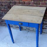 Kitchen table