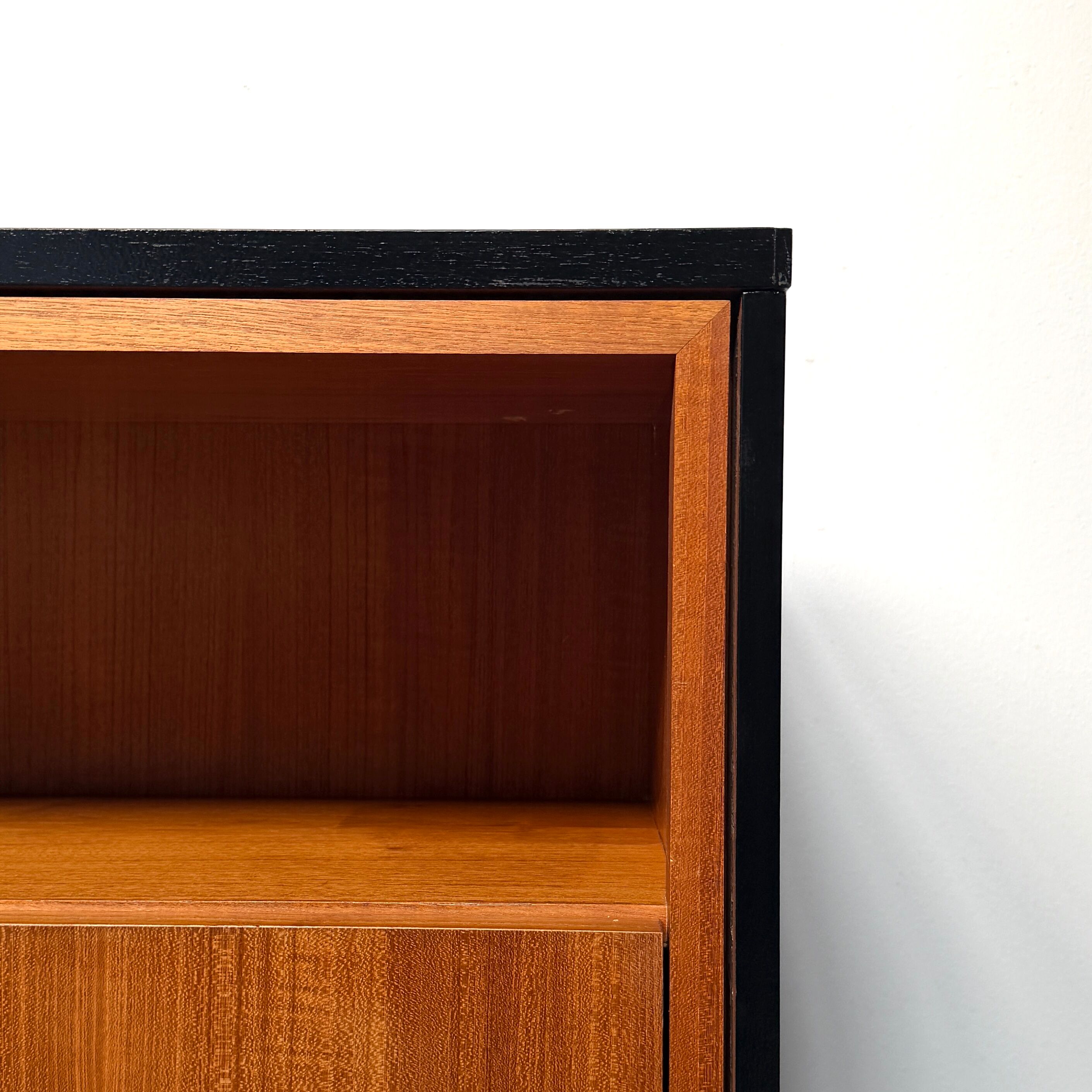 Highboard Barschrank