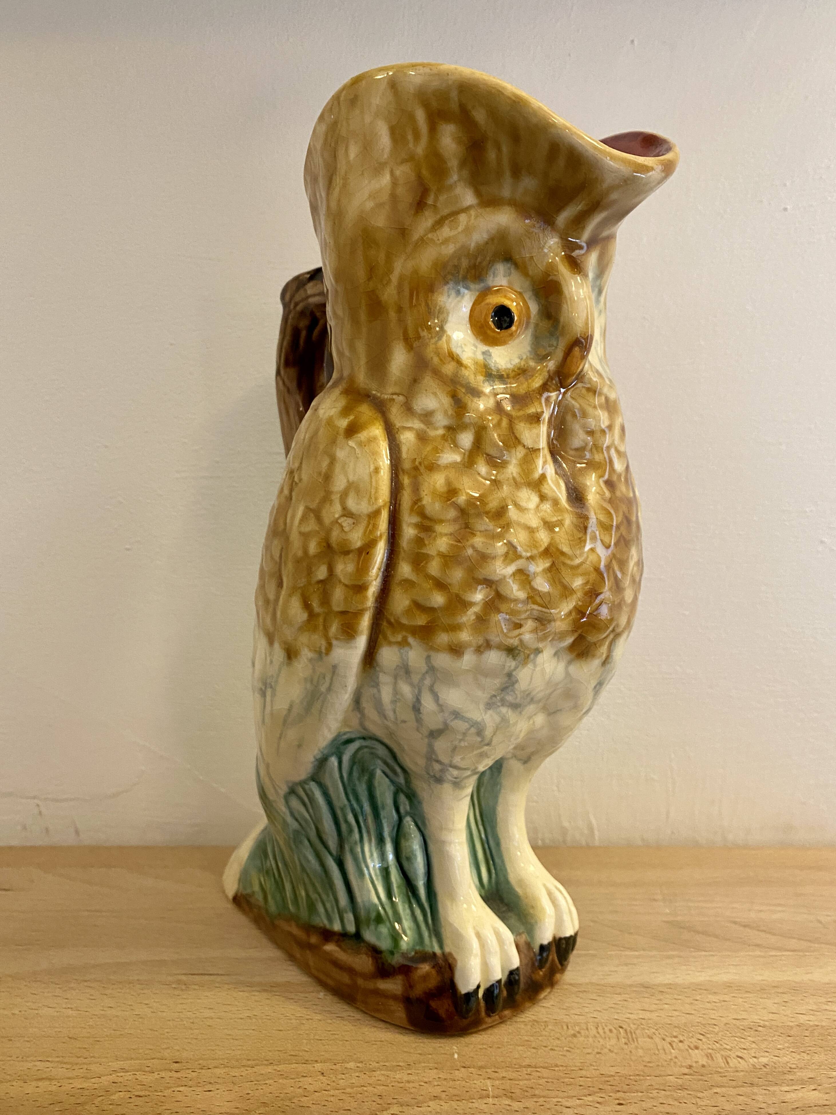 Pichet - carafe vintage en barbotine en forme de hiboux