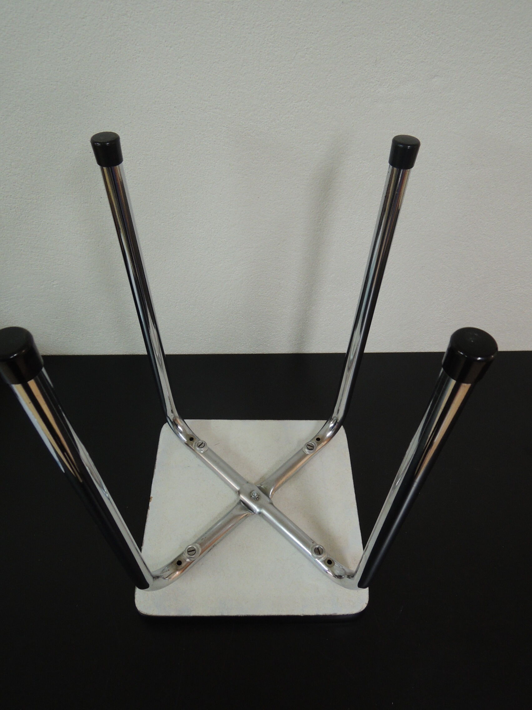 Stool in formica