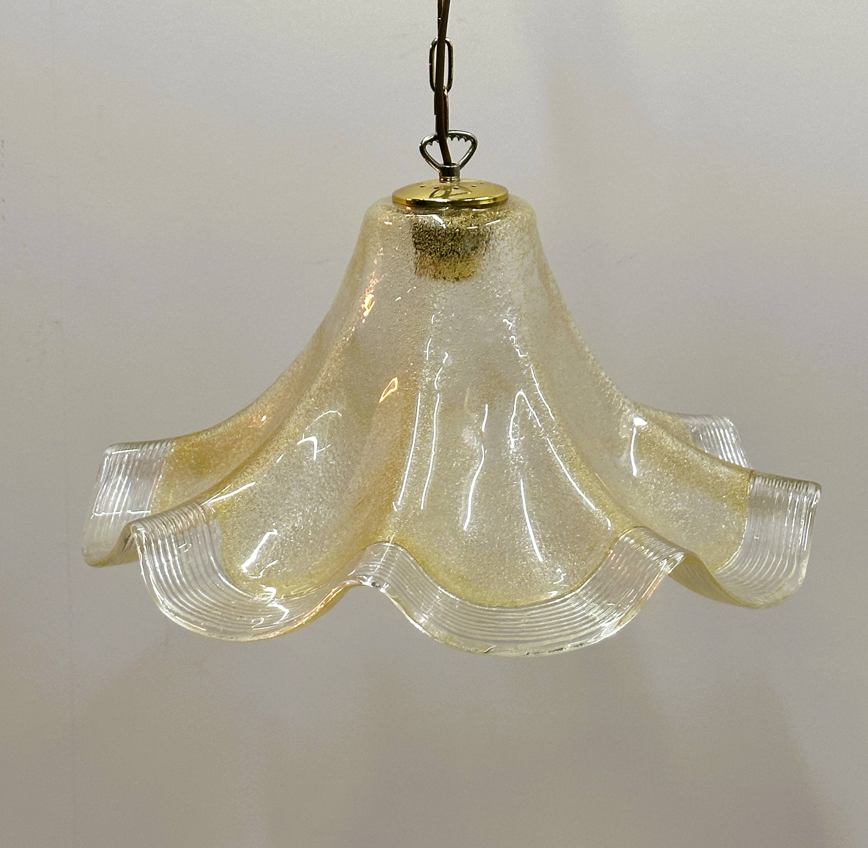 Pendentif parapluie vintage en verre de Murano avec décor couleur ambre, années 1970.