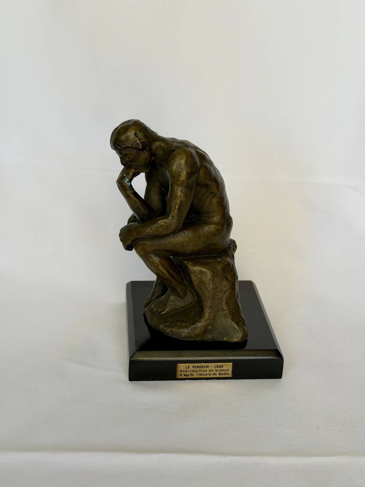 La sculpture en bronze Le Penseur, statue en bronze Rosin
