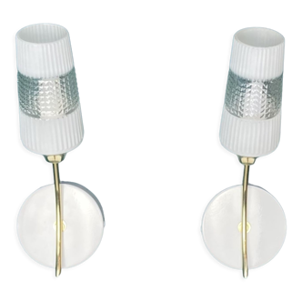 Pair of wall sconces brass and tulips in white glass and transparent