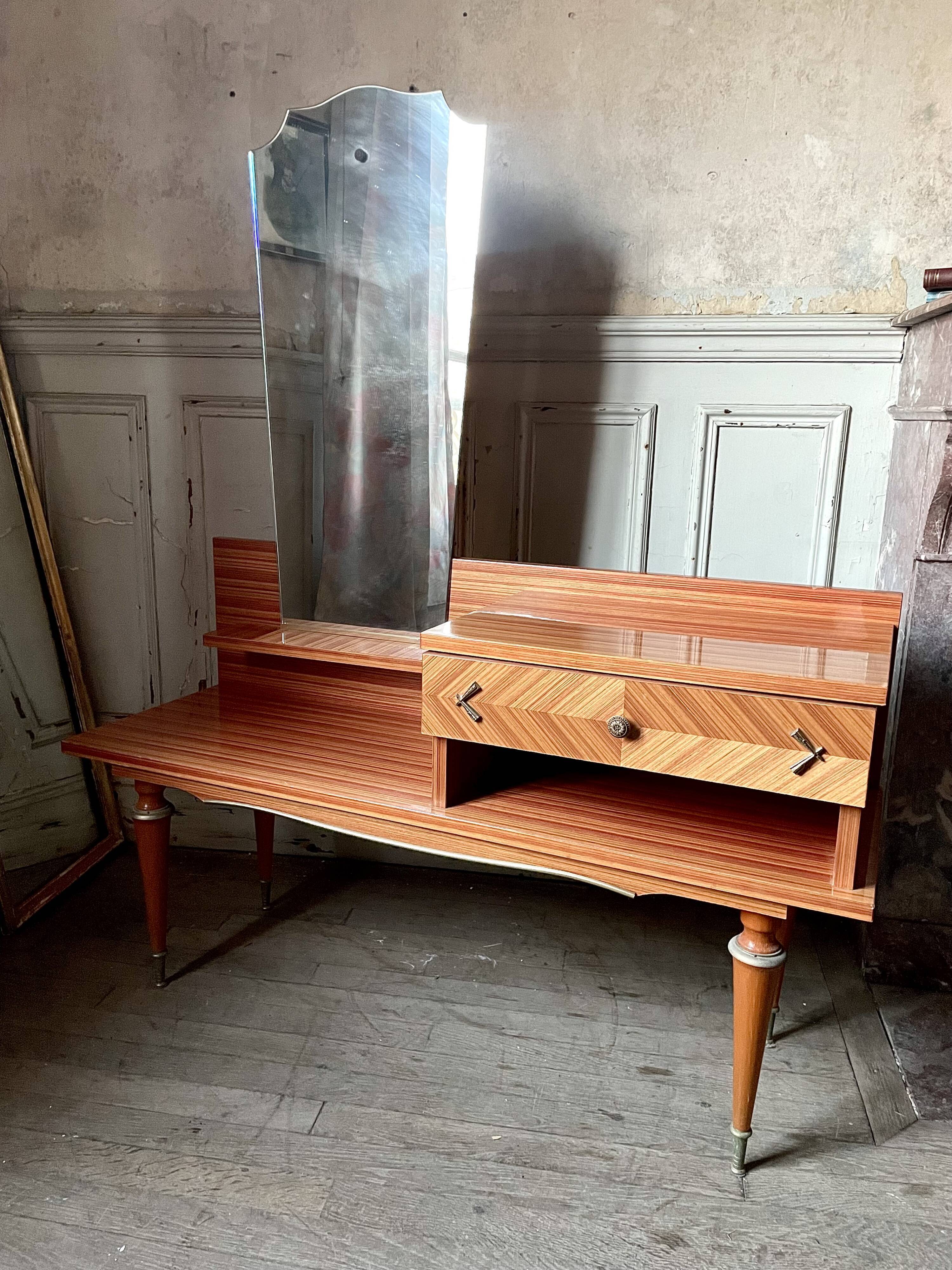 Vintage dressing table
