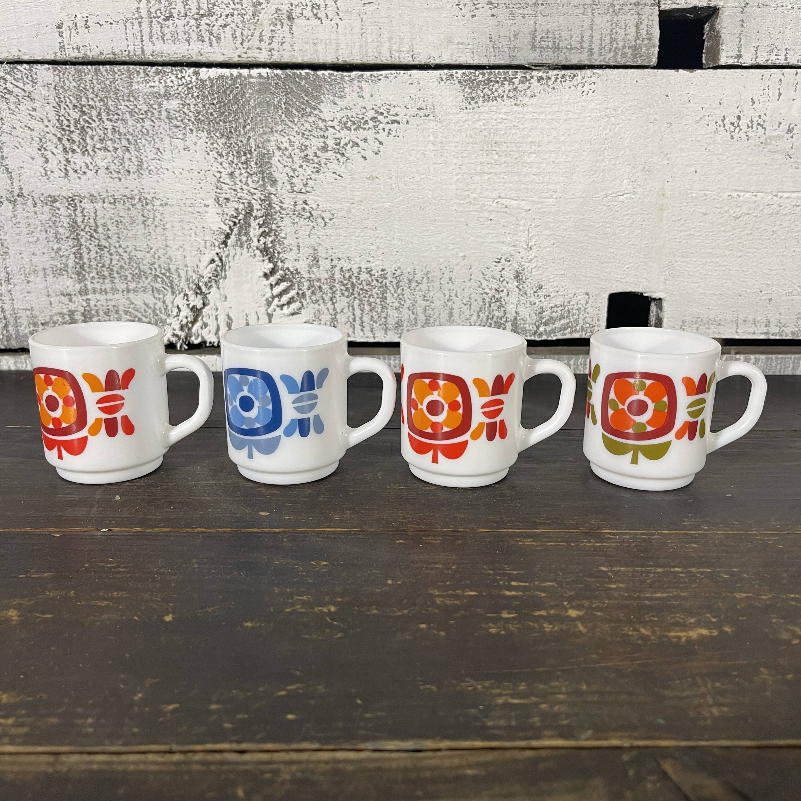 Set of 4 vintage Mobil mugs