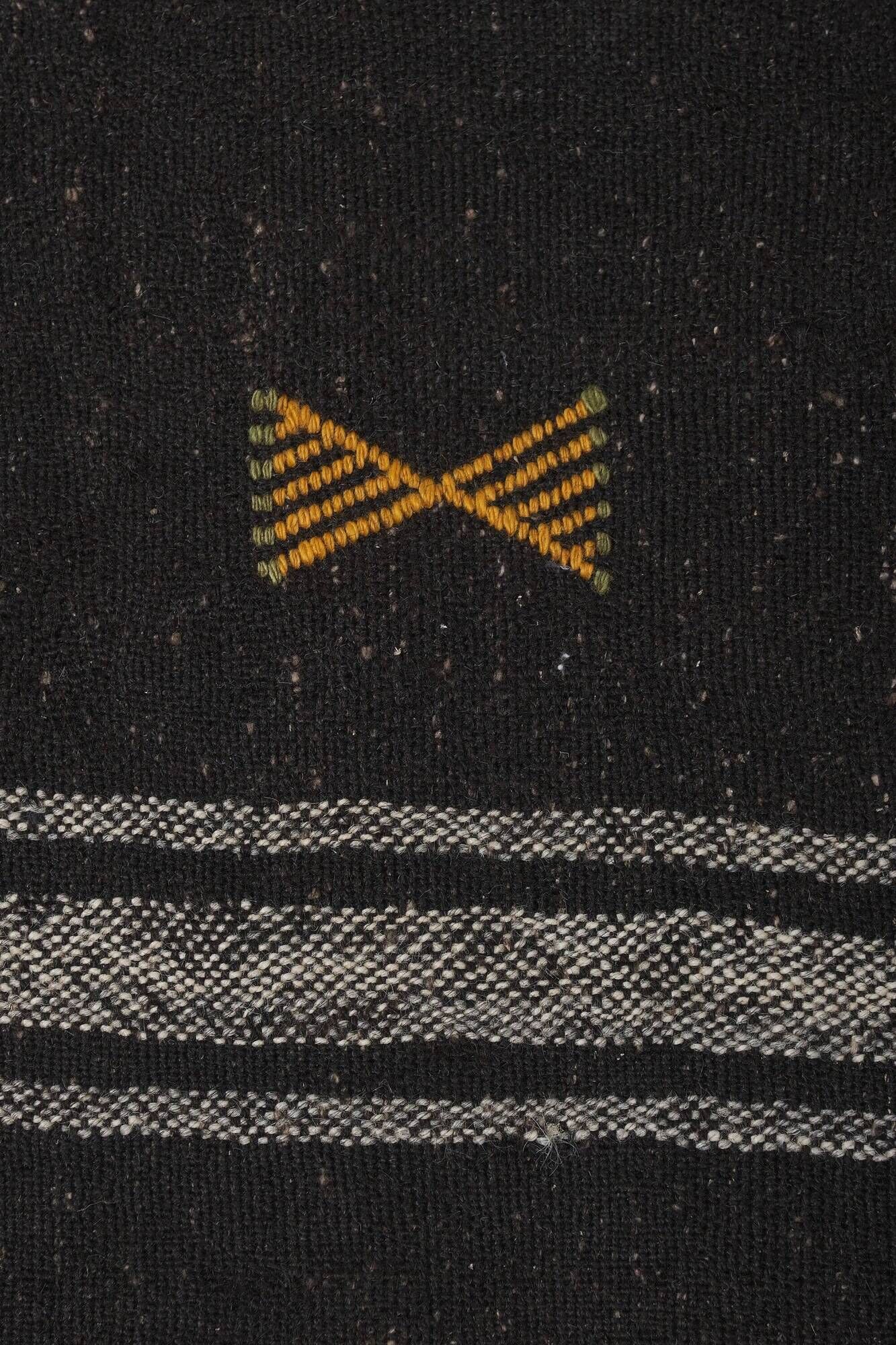 Vintage Turkish kilim, handwoven, 254x315 cm.