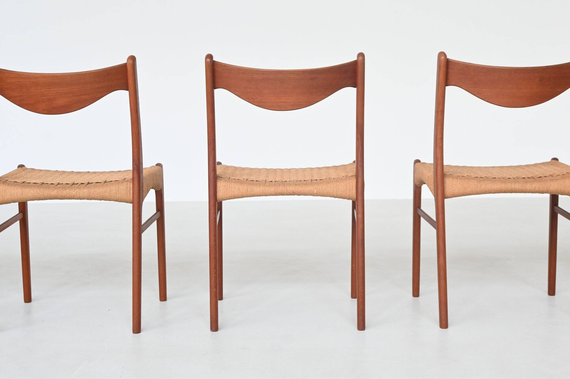 Arne Wahl Iversen set of six dining chairs in teak Glyngore Denmark 1960