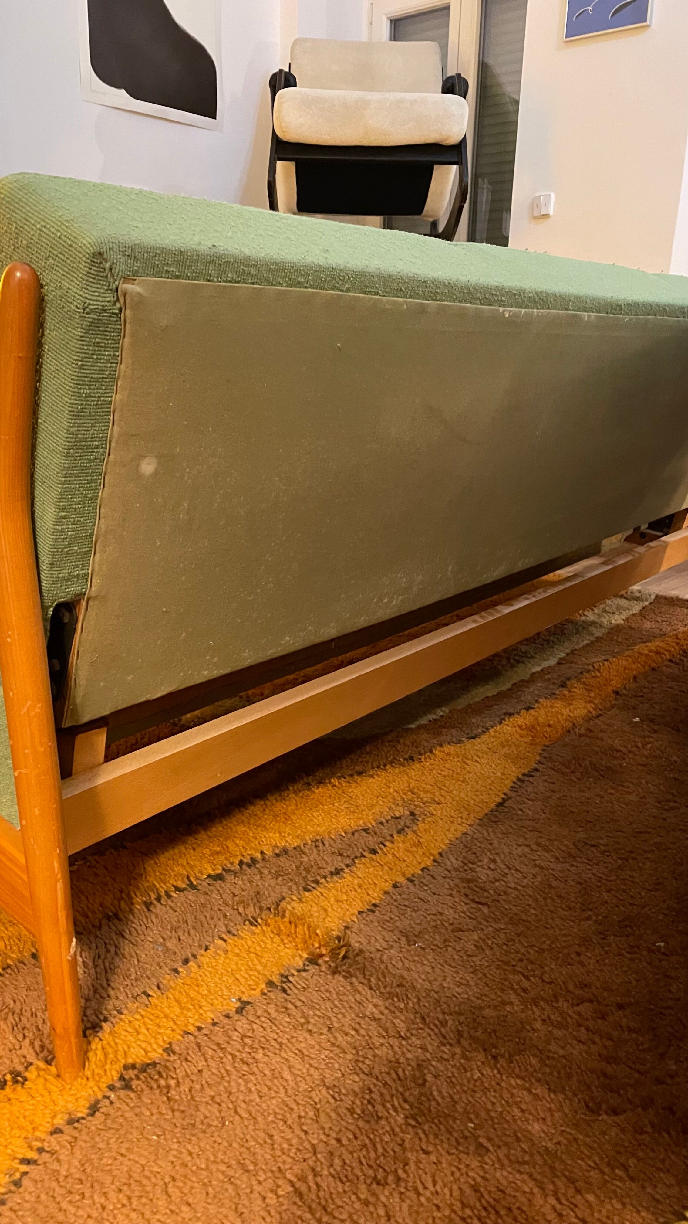 Daybed of the 60s vintage in wood and fabric