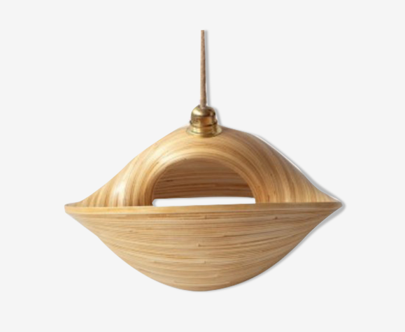 Luminaire design en bambou grand format