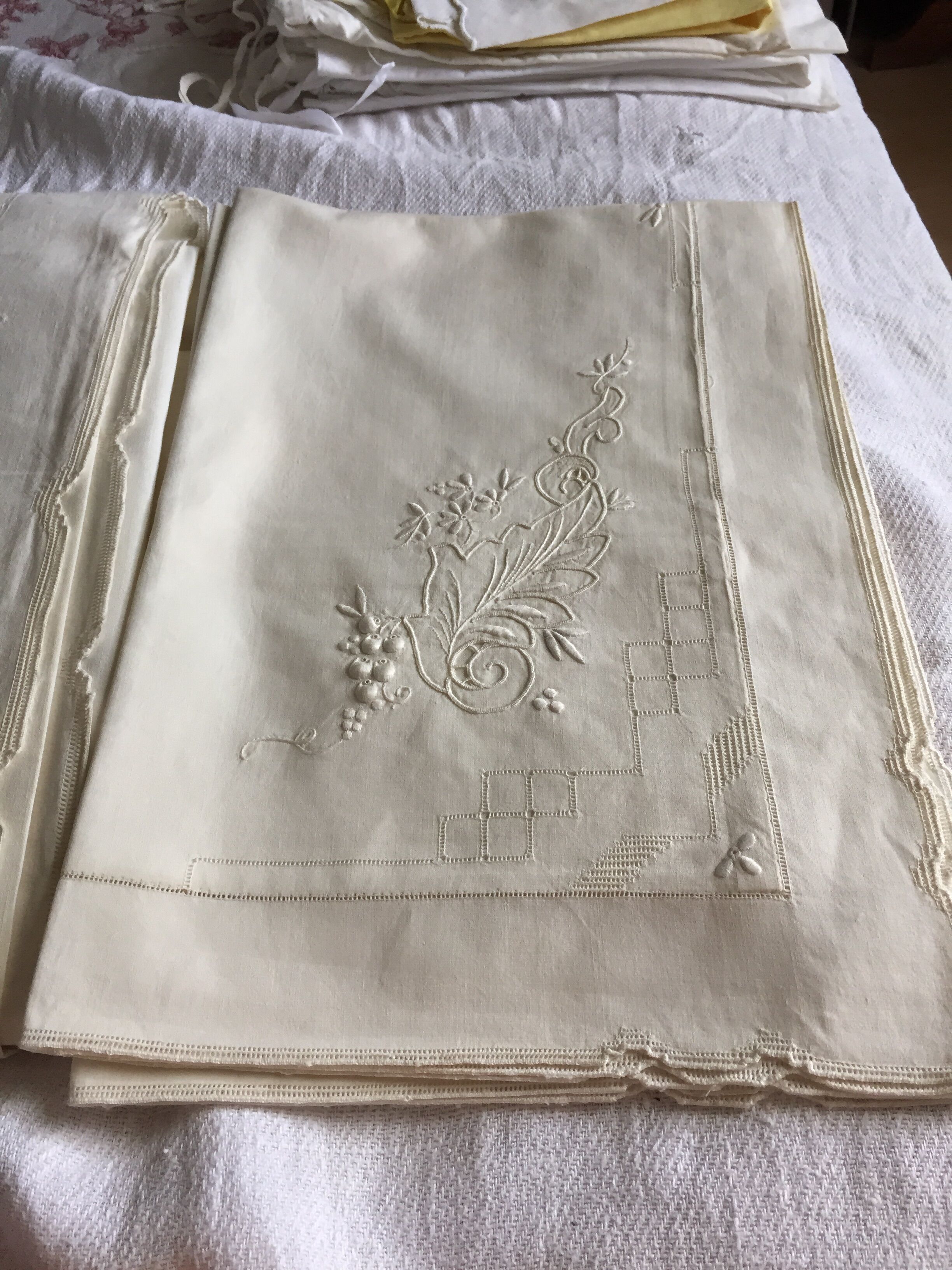 Old embroidered bed set