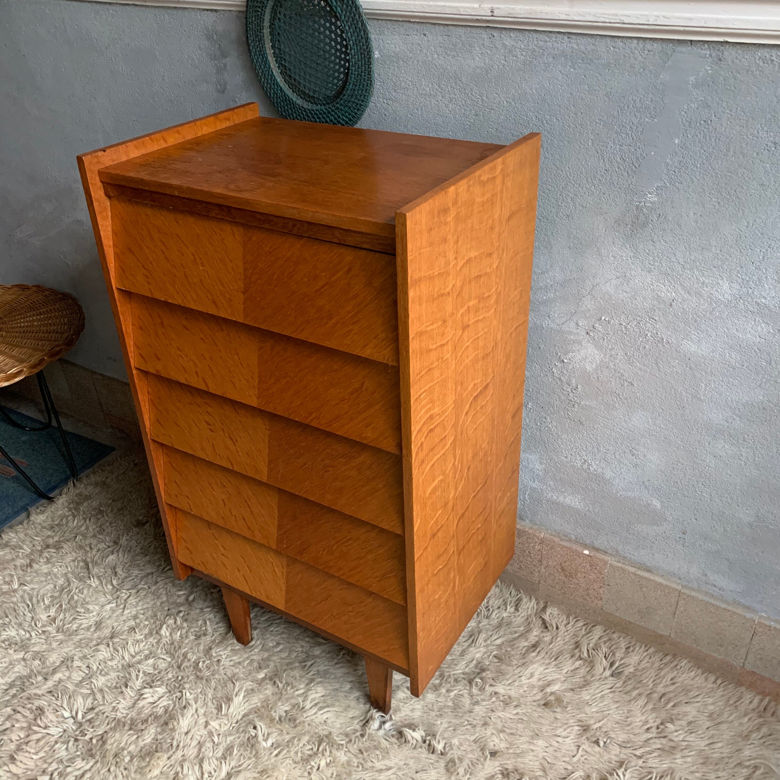 Chiffonnier vintage