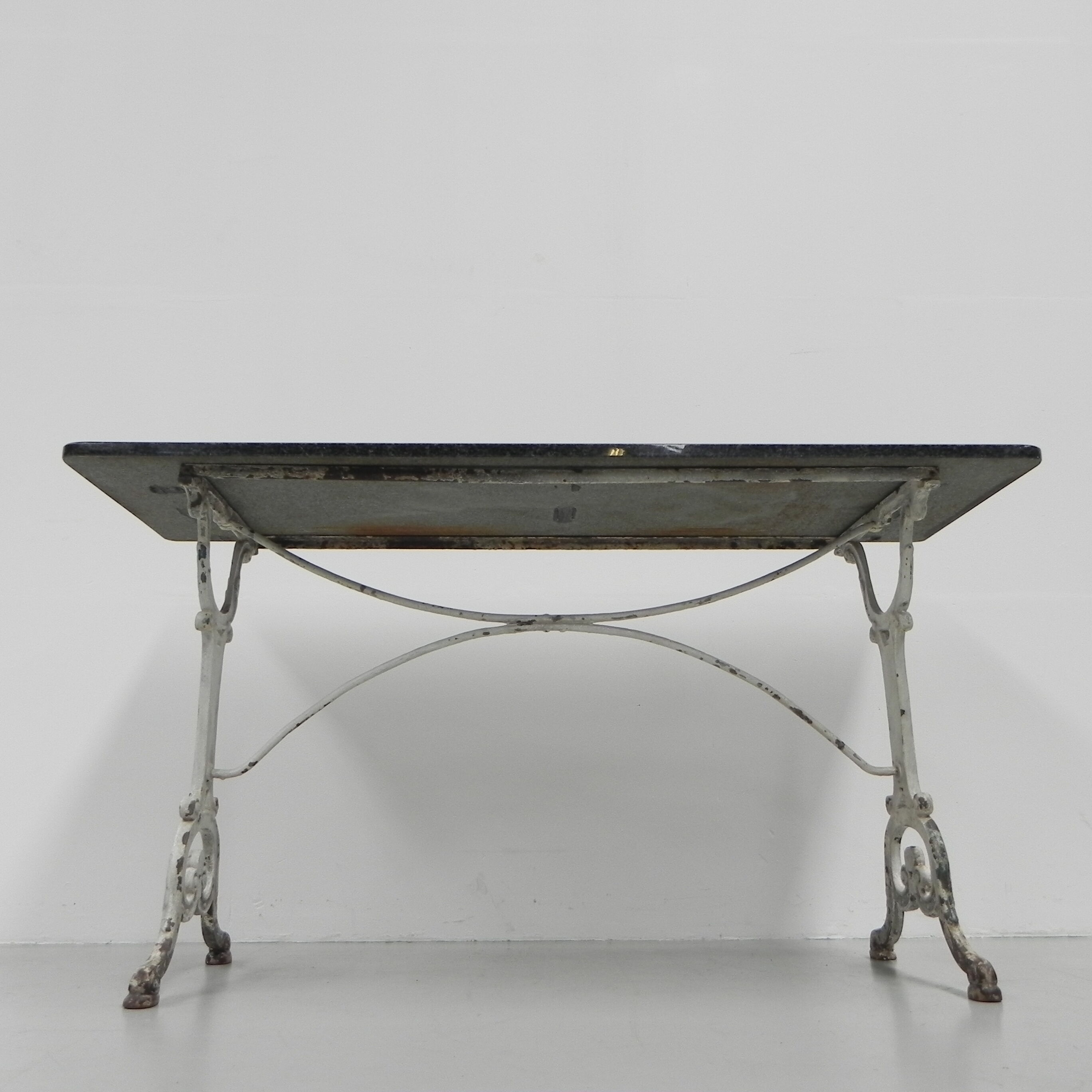 XL Garden table made in Paris, bistro table with granite top