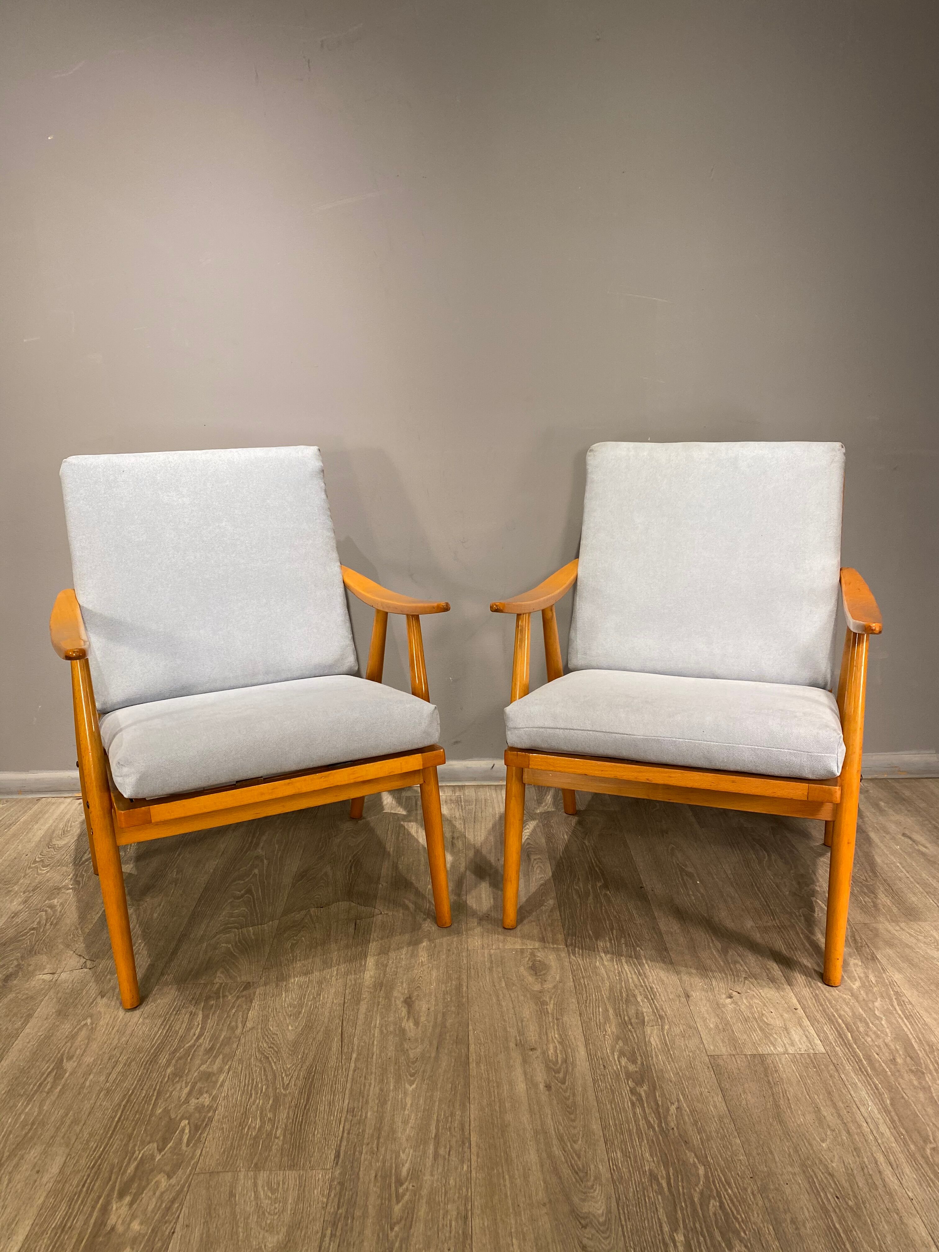 Para lekkich foteli TON Vintage Czechy 60'